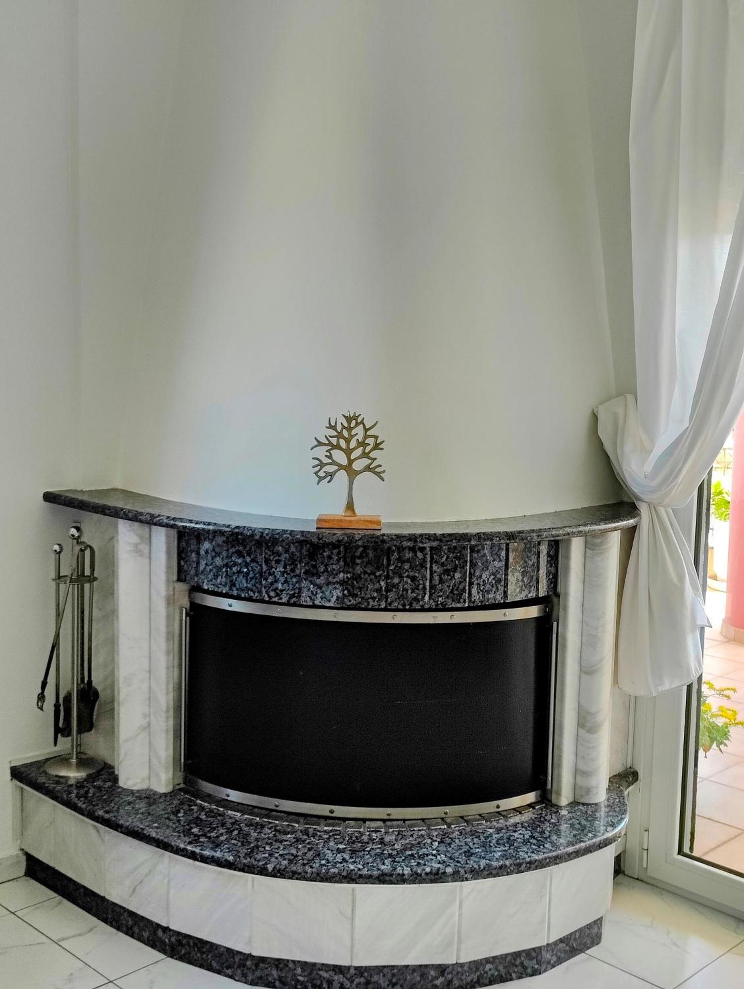Celestial Garden-Thessaloniki'S Modern, Eclectic Penthouse With An Amazing View And Veranda 외부 사진